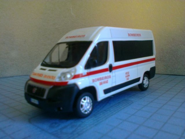 Minhas Miniaturas Bombeiros e Policia (a) - 11